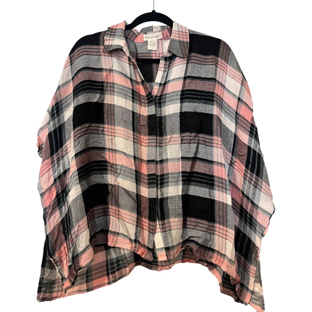 Size L Black Plaid Poncho Style Top🩷🖤